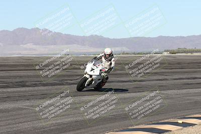 media/Jan-16-2026-CVMA Friday Practice (Fri) [[6f2bf47531]]/5-Racer 4-Trackday1/Session 2 (Bowl)/